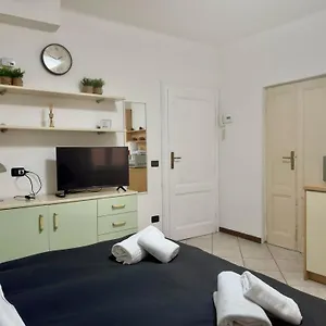 Roncati 7 Center Town Apartamento